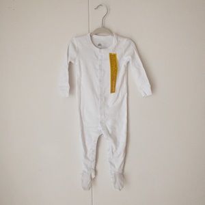 NWT Primary Baby Pajamas, White, 9-12m
